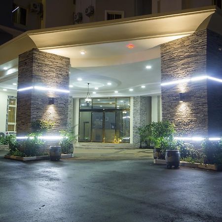 Hotel Reno Абуджа Экстерьер фото