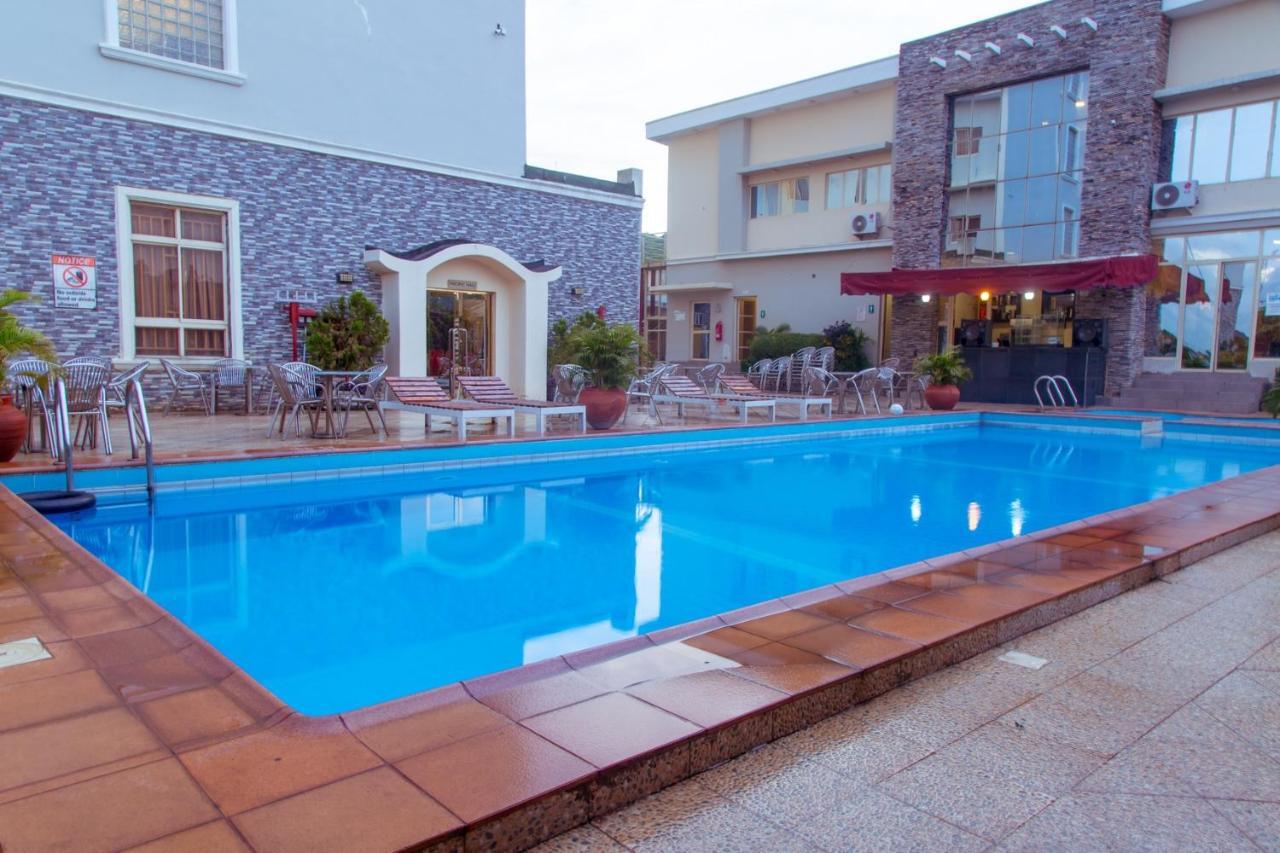 Hotel Reno Абуджа Экстерьер фото